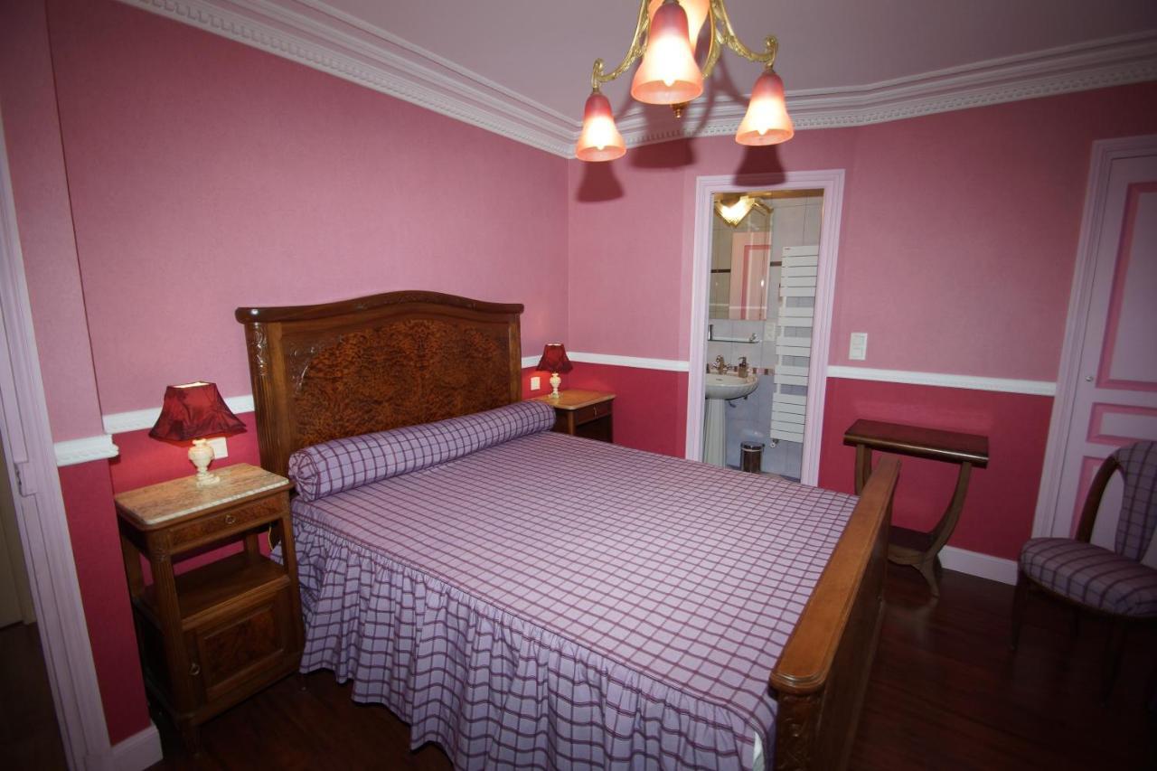 Bed and Breakfast Le Manoir Des Arts Saint-Samson-de-Bonfossé Esterno foto