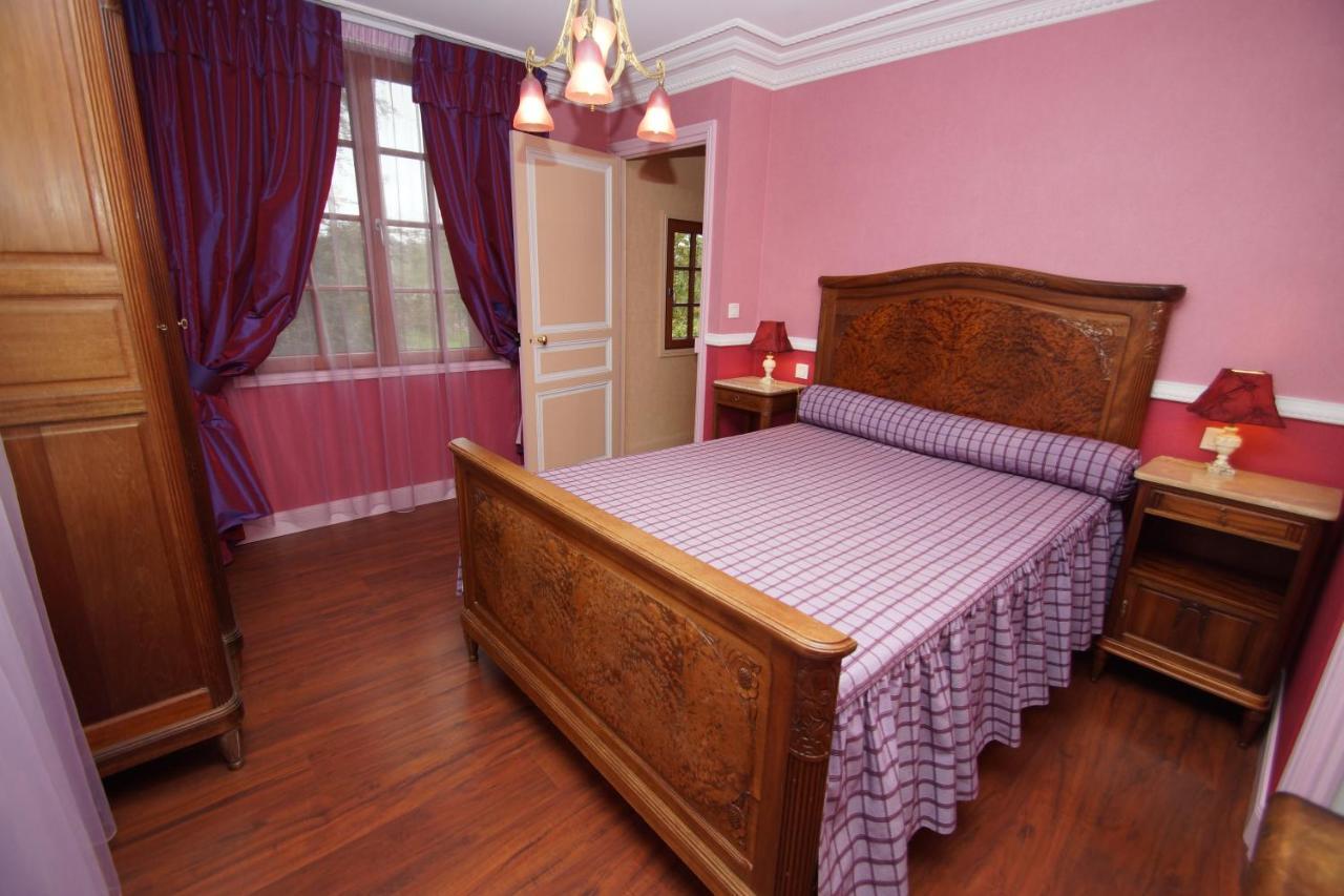 Bed and Breakfast Le Manoir Des Arts Saint-Samson-de-Bonfossé Esterno foto